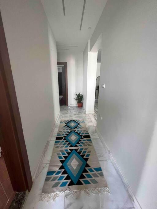 Newly Refurbished Flat,Marble Floors.Central 카이로 외부 사진